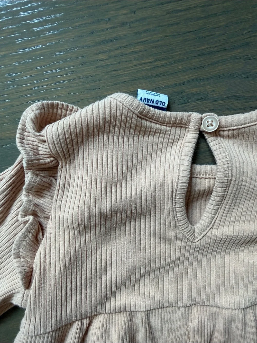 Old Navy Baby Girl Ribbed Ruffle Romper 6-12M